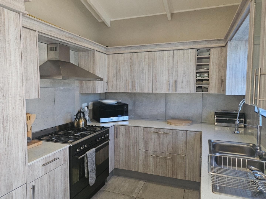 2 Bedroom Property for Sale in Pearly Beach Western Cape